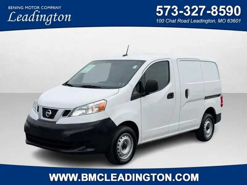 2020 Nissan NV200 S's photo