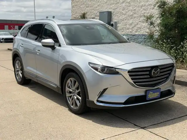 2019 Mazda CX-9 Signature AWD's photo