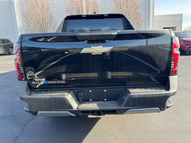 2026 Chevrolet Silverado EV LT Standard Range photo 3