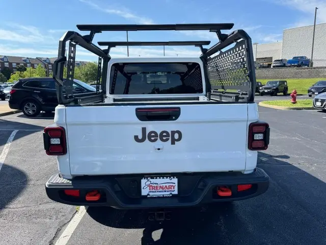 2023 Jeep Gladiator Mojave photo 4