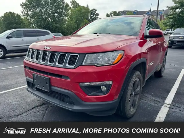 2019 Jeep Compass Latitude 4X4 photo 1