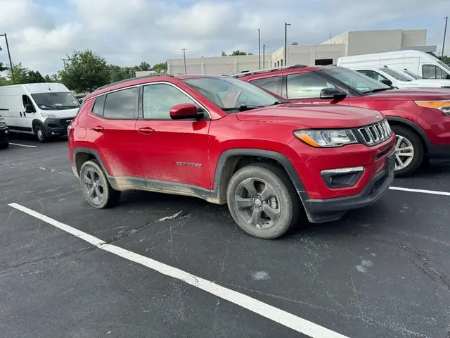 2019 Jeep Compass Latitude 4X4 photo 4