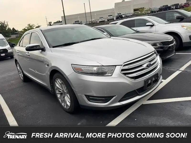 2013 Ford Taurus Limited FWD's photo