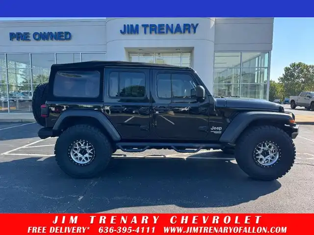 2020 Jeep Wrangler Sport's photo