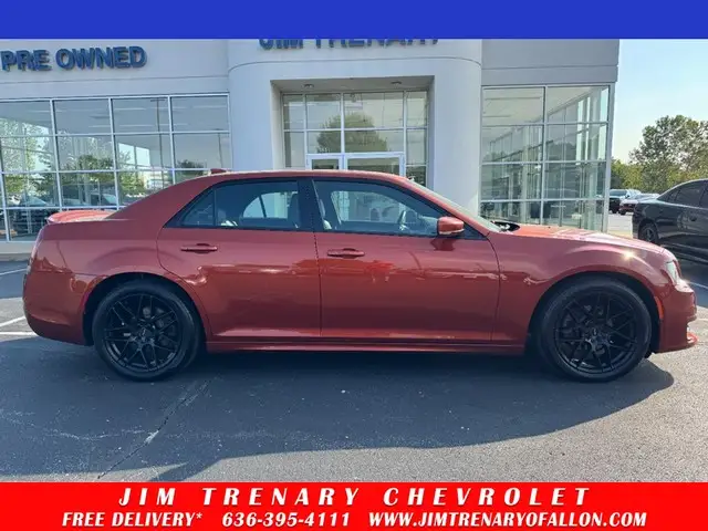 2020 Chrysler 300 S photo 1