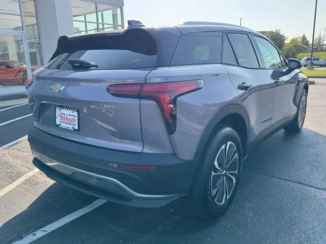2024 Chevrolet Blazer EV LT AWD photo 3