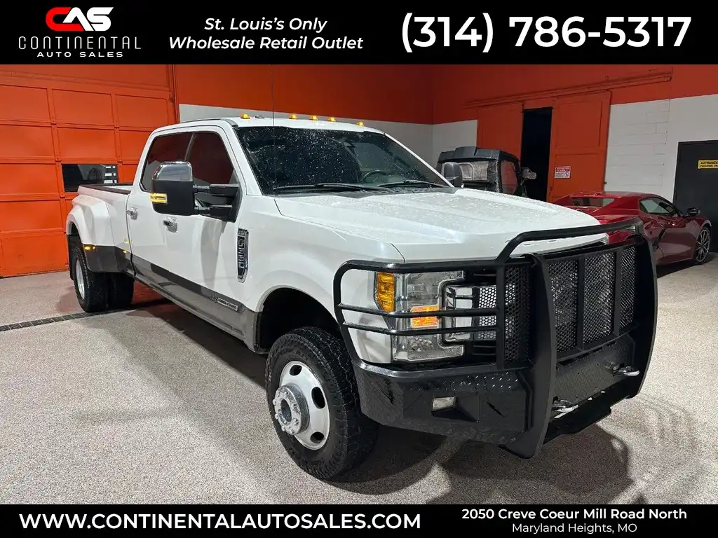 2017 Ford F-350 King Ranch 4x4 Crew Cab 8' Box DRW's photo