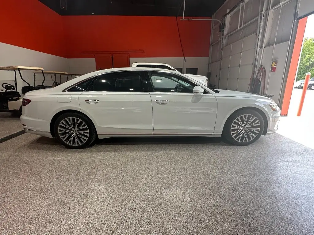 2019 Audi A8 55 TFSI quattro Tiptronic L photo 3