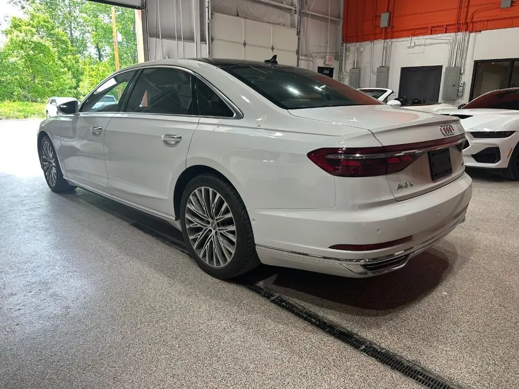 2019 Audi A8 55 TFSI quattro Tiptronic L photo 4