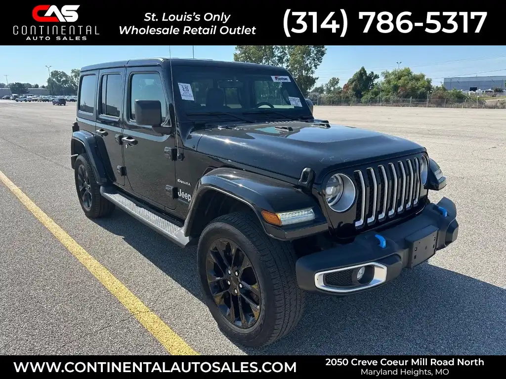 2023 Jeep Wrangler 4xe Sahara 4xe's photo