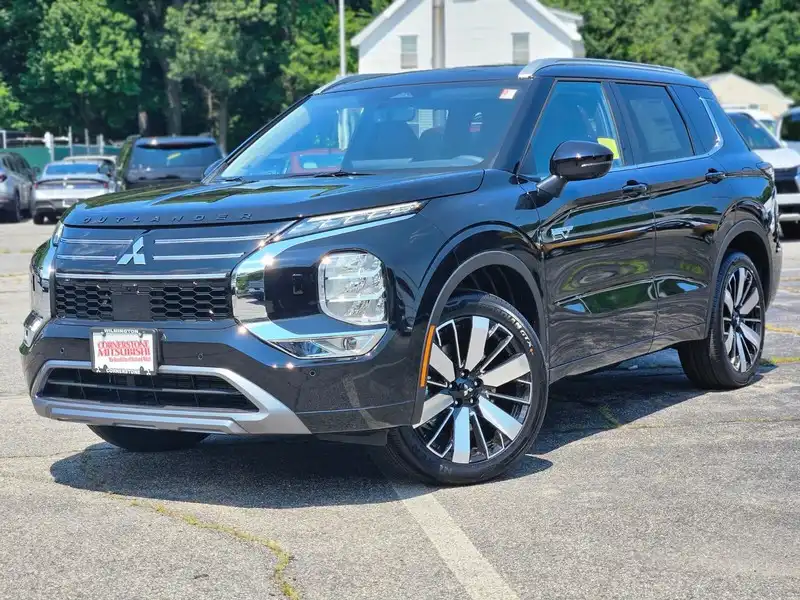 2026 Mitsubishi Outlander Plug-in Hybrid SEL S-AWC's photo