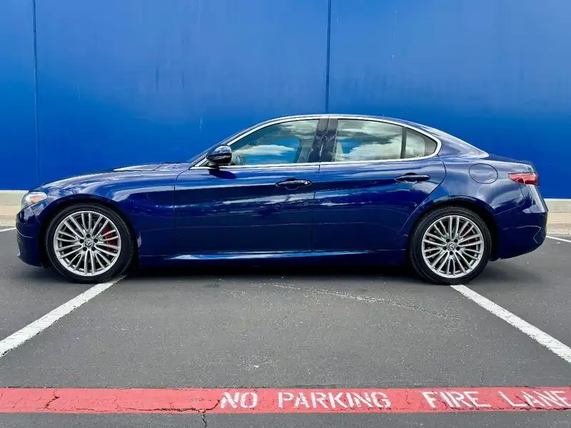 2017 Alfa Romeo Giulia 2.0 Ti Auto's photo