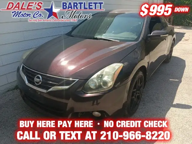 2010 Nissan Altima 3.5 SR CVT's photo