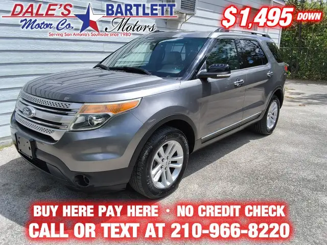 2013 Ford Explorer XLT photo 1