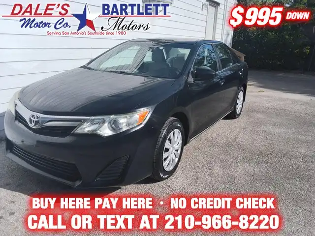 2012 Toyota Camry 2.5 Auto SE's photo