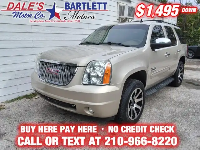 2013 GMC Yukon SLT 2WD's photo