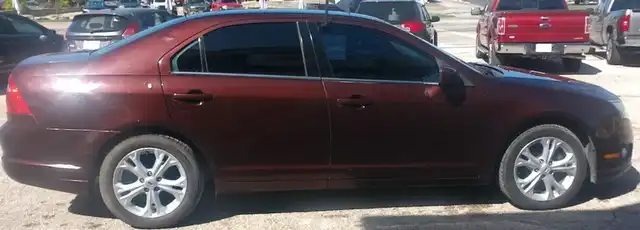 2012 Ford Fusion I-4 SE's photo