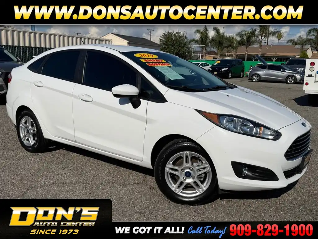 2019 Ford Fiesta SE Sedan's photo
