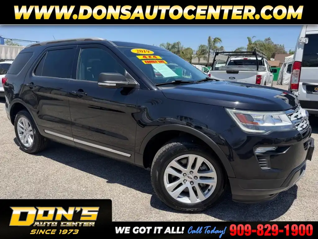 2019 Ford Explorer XLT 4WD's photo