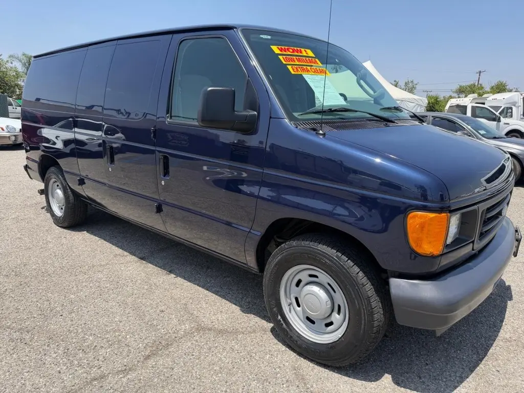 2006 Ford E-Series E-150 Van photo 4