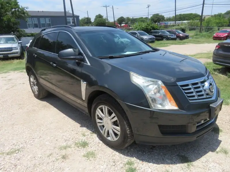 2016 Cadillac SRX FWD's photo