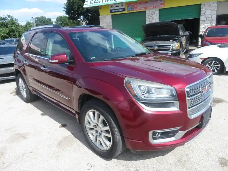 2016 GMC Acadia FWD Denali's photo