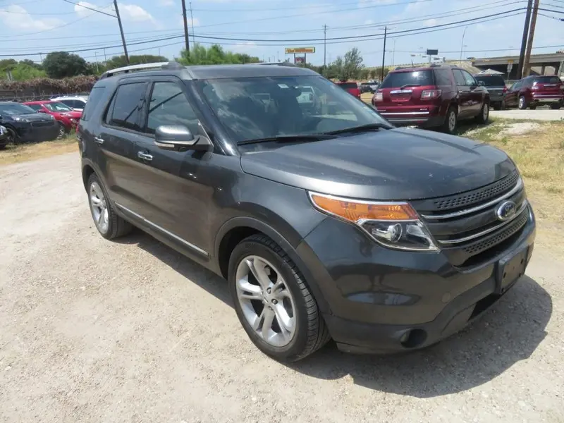 Vehicle Image 1