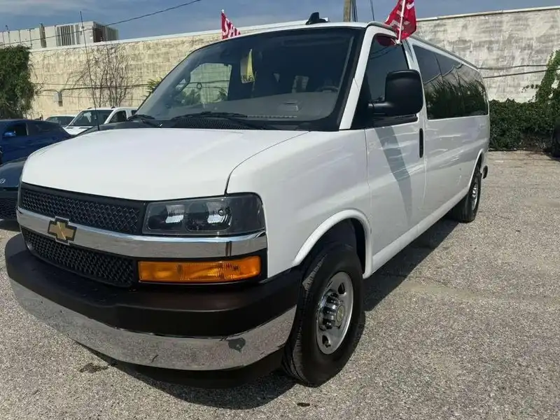 2024 Chevrolet Express LT 3500 Extended's photo