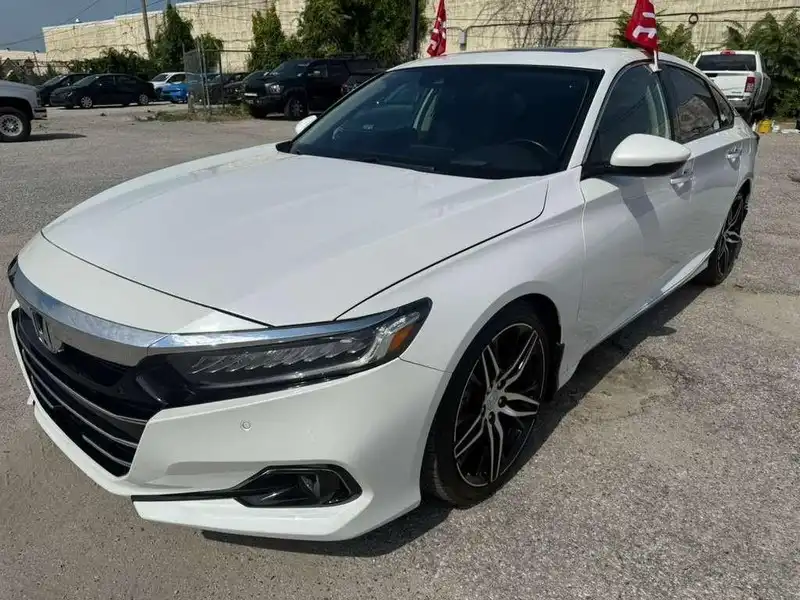 2022 Honda Accord 2.0T Touring Auto's photo