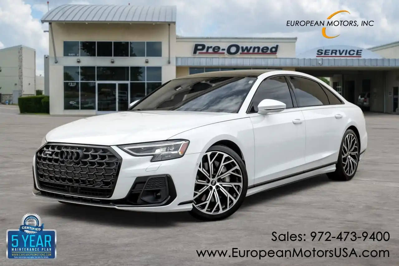 2022 Audi A8 55 TFSI L quattro Tiptronic's photo