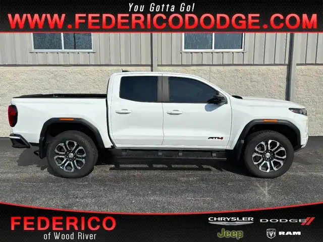 2024 GMC Canyon 4WD AT4 Crew Cab Short Box's photo