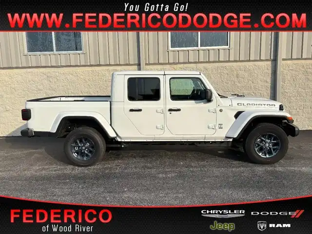 2026 Jeep Gladiator 85th Anniversary Edition Auto's photo