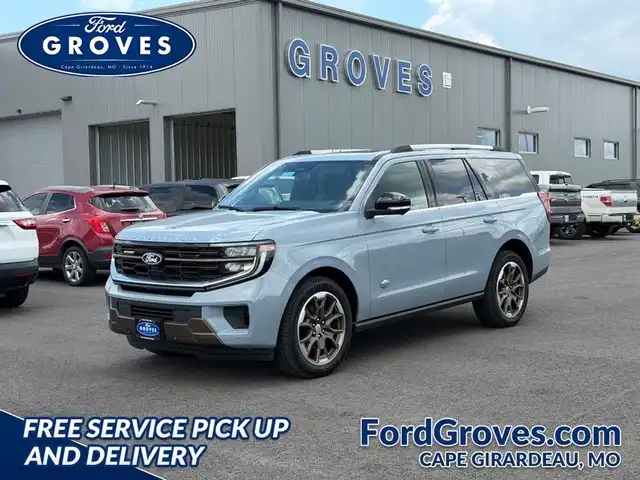 2027 Ford Expedition King Ranch 4X4's photo