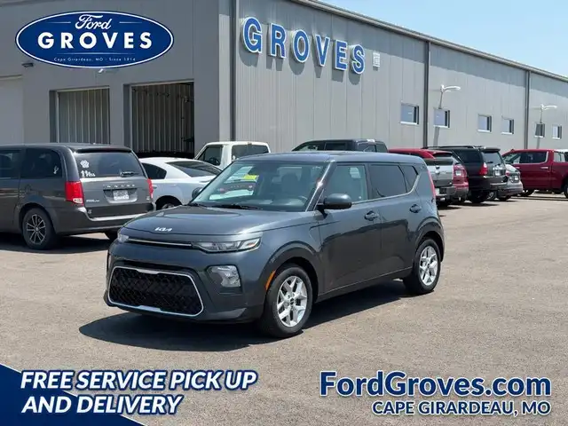 2022 Kia Soul 2.0L S IVT's photo