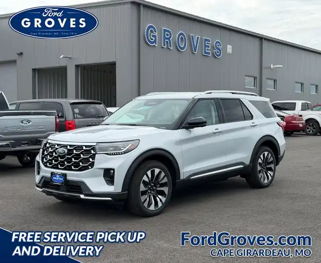 2026 Ford Explorer Platinum 4WD's photo