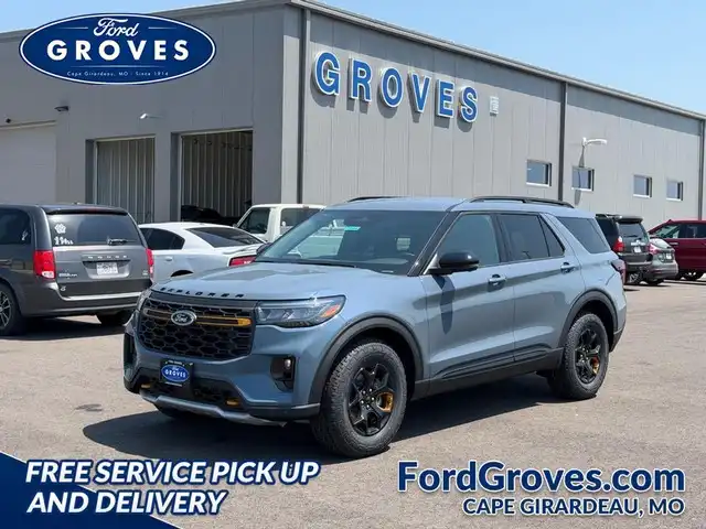 2026 Ford Explorer Tremor 4WD's photo