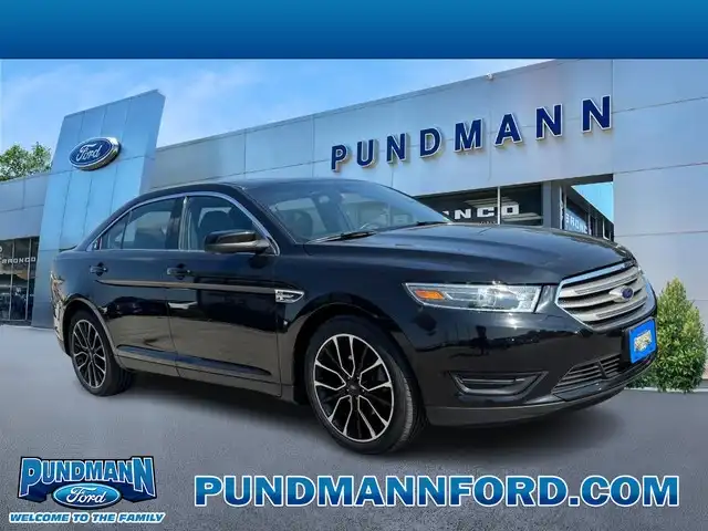 2019 Ford Taurus SEL FWD's photo
