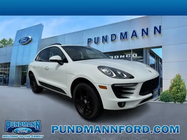 2018 Porsche Macan Base's photo