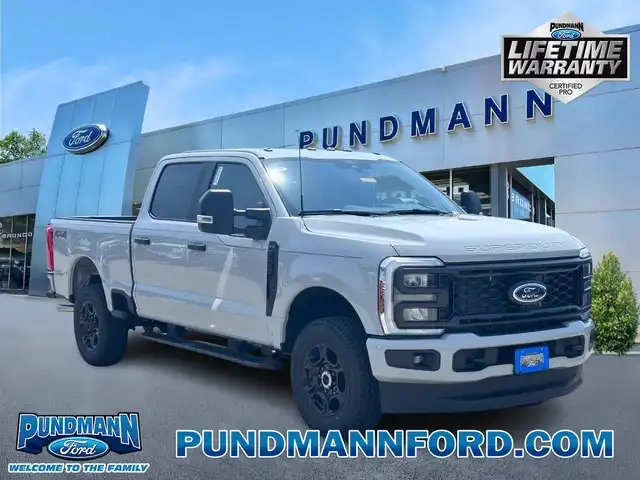 2026 Ford F-250 XL 4x4 Crew Cab 6-3/4' Box's photo