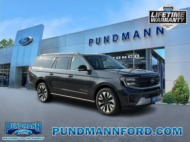 2026 Ford Expedition Platinum 4WD MAX's photo
