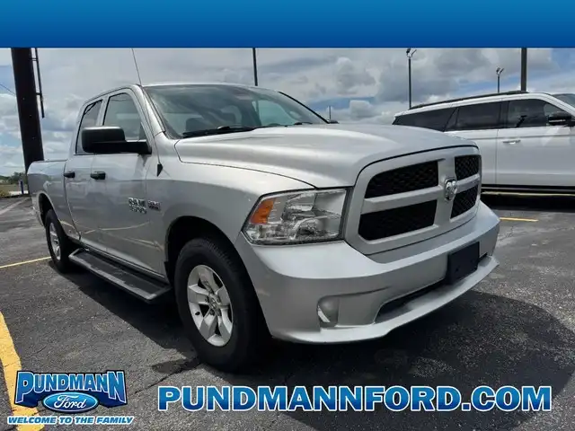 2016 RAM 1500 Express 4x4 Quad Cab 6'4's photo