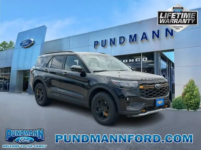 2026 Ford Explorer Tremor 4WD's photo