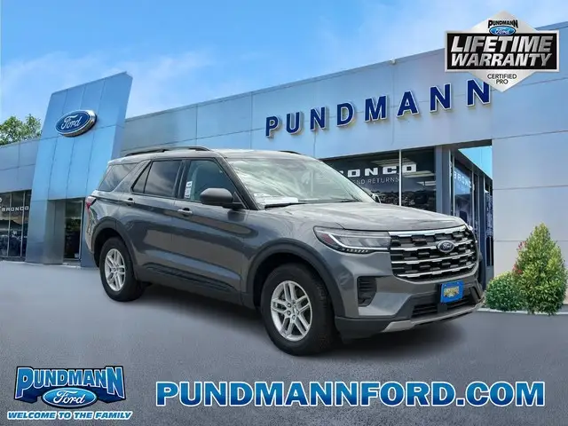 2026 Ford Explorer Active 4WD photo 1