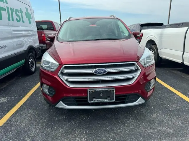 2017 Ford Escape Titanium photo 3