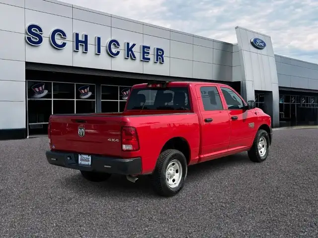 2022 RAM 1500 Classic Tradesman 4x4 Crew Cab 5'7's photo
