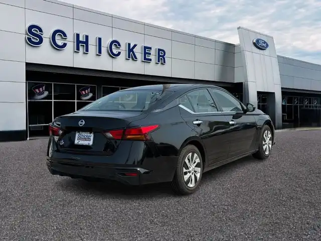 2022 Nissan Altima 2.5 S's photo