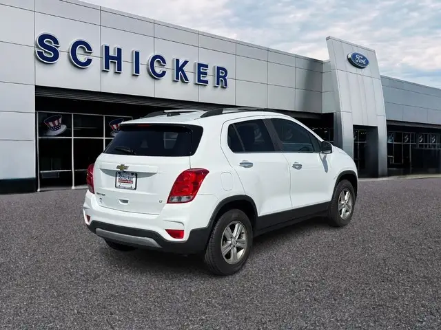 2018 Chevrolet Trax LT AWD photo 1