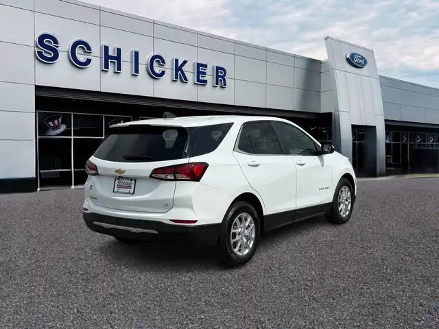 2023 Chevrolet Equinox 2FL's photo