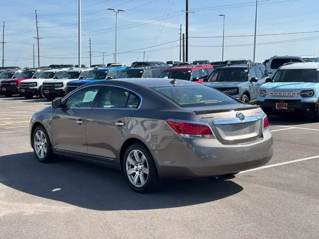 2011 Buick LaCrosse CXL photo 5