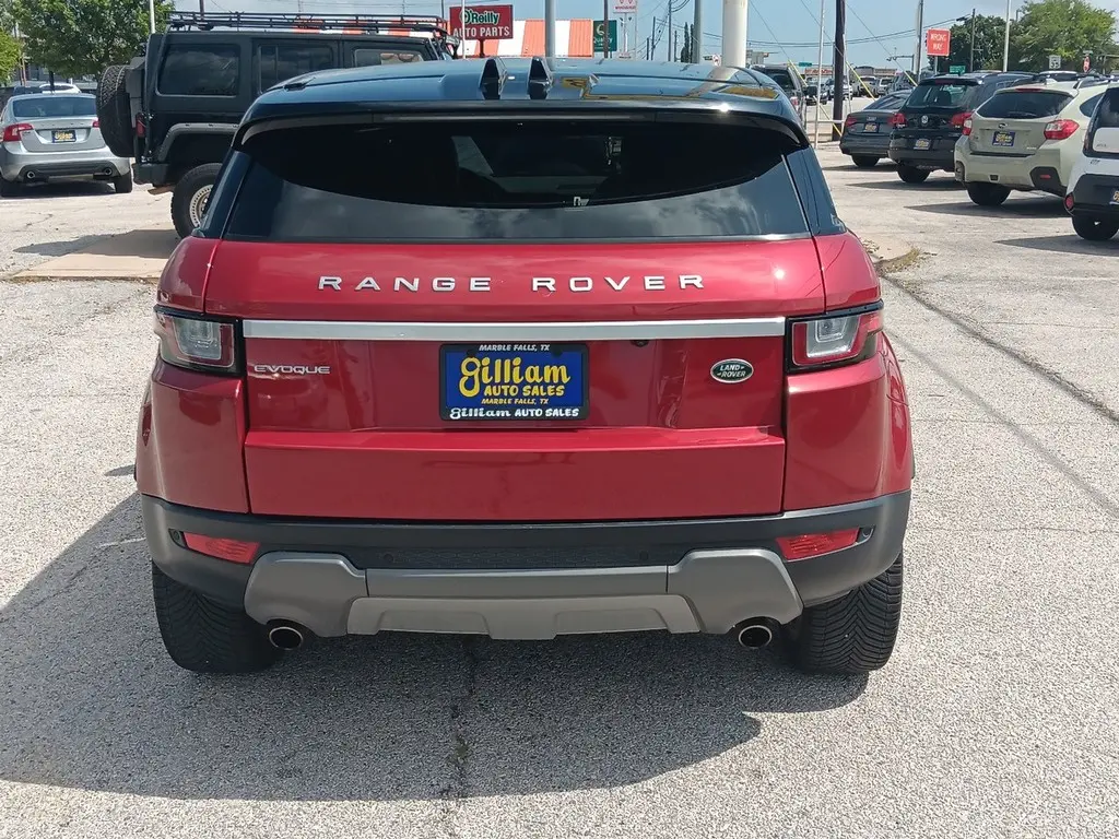 2017 Land Rover Range Rover Evoque HSE photo 4
